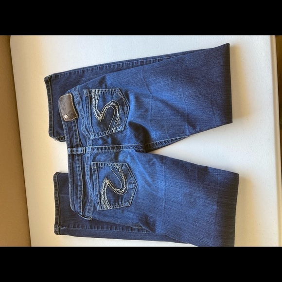 Silver Tuesday Jeans Sz W 26/ L 33 - Picture 1 of 12
